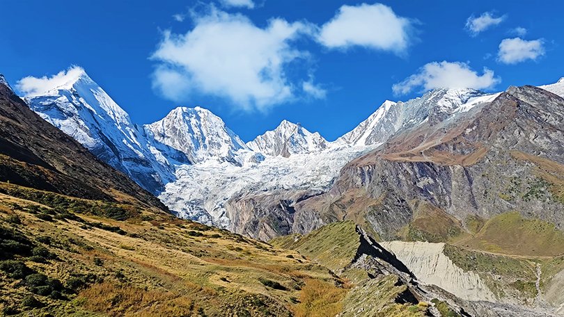 Trek to Panchachuli Base Camp is one of the best things to do in Munsiyari for stunning view of Himalaya