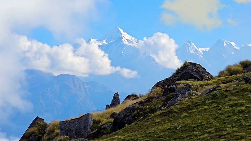 Stunning Himalayan Views from Khaliya Top Trek Munsiyari, best things to do