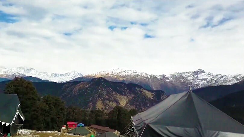 things to do in Chopta is the short trek to Baniyakund 