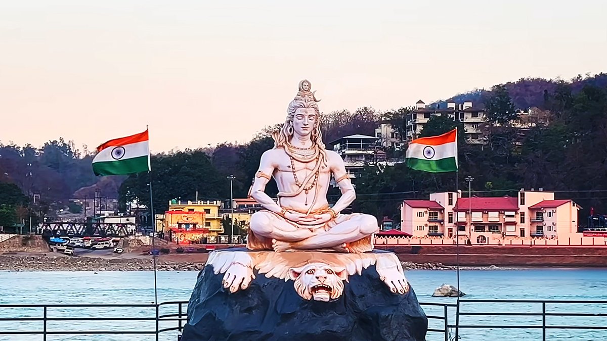  Explore the Best Places to Visit in Rishikesh