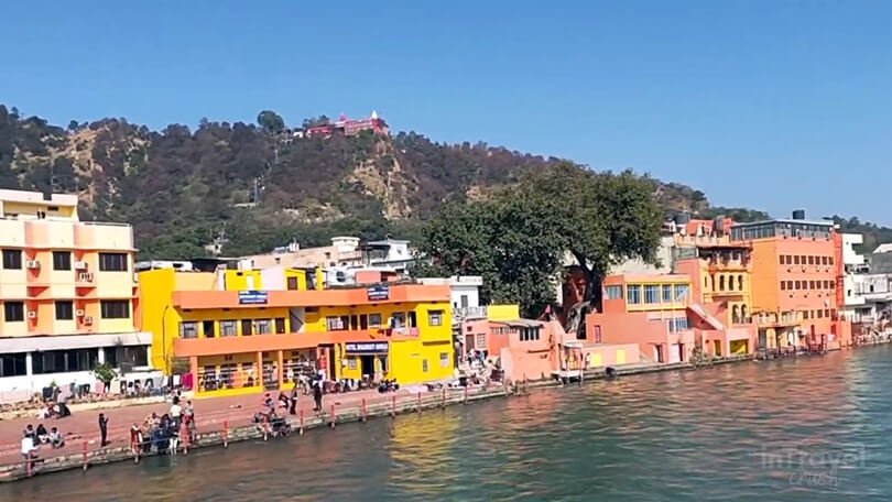 Vishnu Ghat in Haridwar showing a peaceful riverside spot on the holy River Ganga
