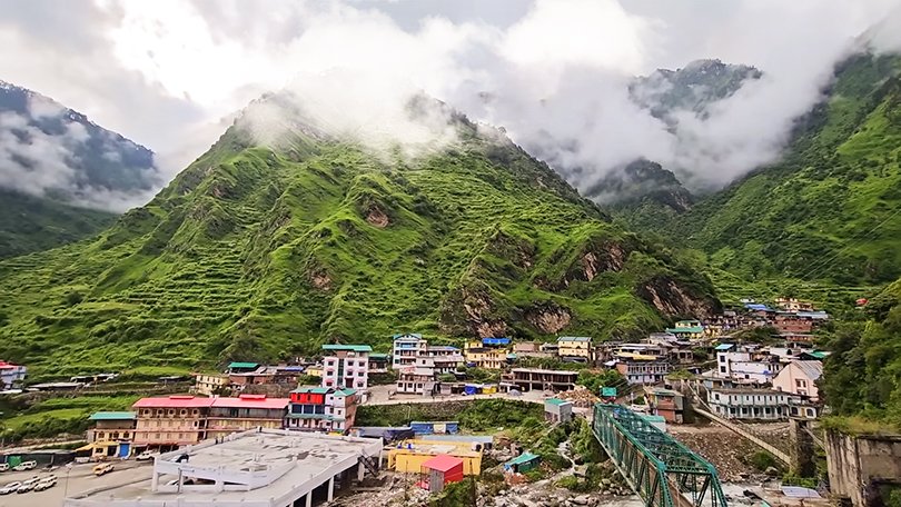 Janki Chatti, base point of the 6 km trek to Yamunotri Dham Yatra 2026, hot springs and facilities for pilgrims