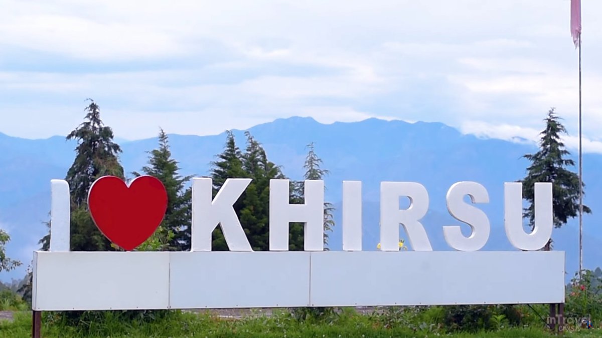 Khirsu Travel Guide – I Love Khirsu heart-shaped installation at the viewpoint in Khirsu, Uttarakhand.